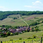 Vakantiehuis Les Glycines - Maison Avec Bel Exterieur
